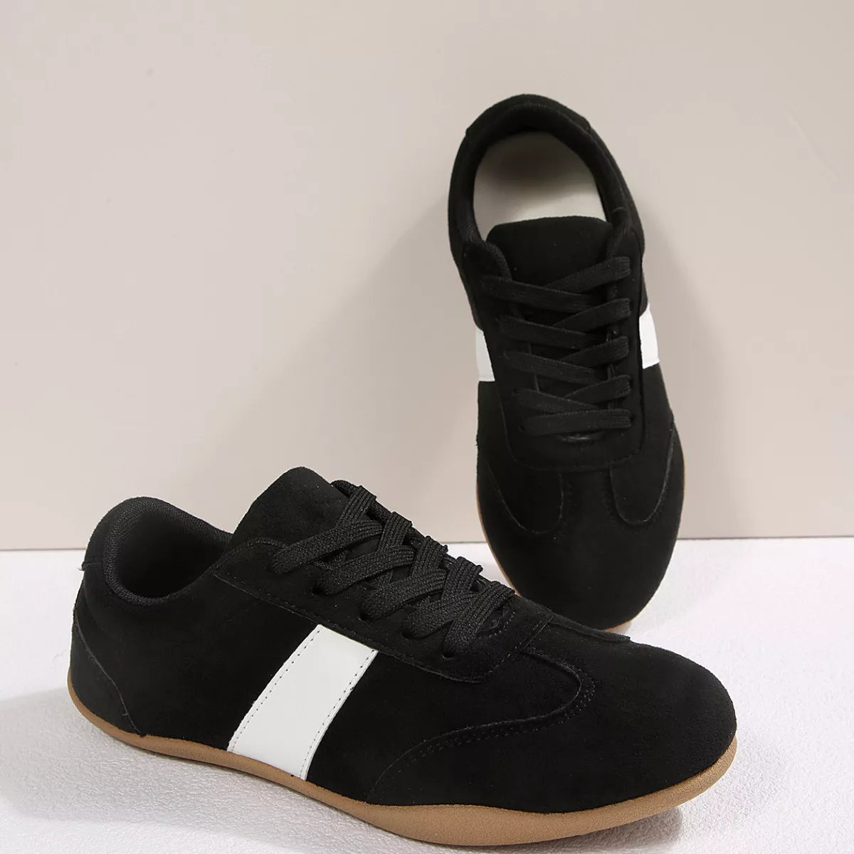 12dde4a16f48413093489edc46263a99-Max-Origin
